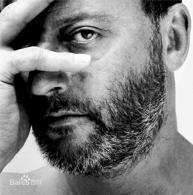 最新让·雷诺(Jean Reno)精彩图册