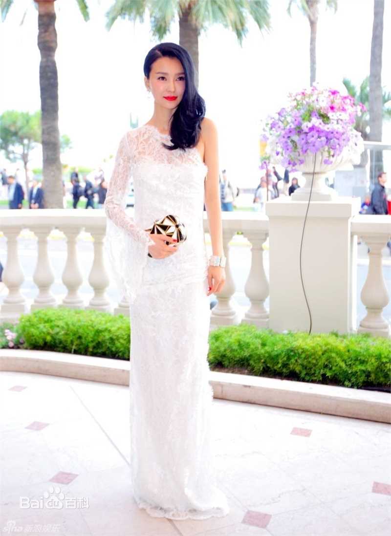 最新姚星彤(Anna Yao)精彩图册