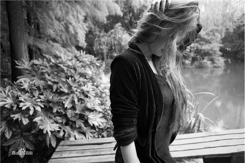 牛萌萌(Niu Mengmeng)最优质黑白相册