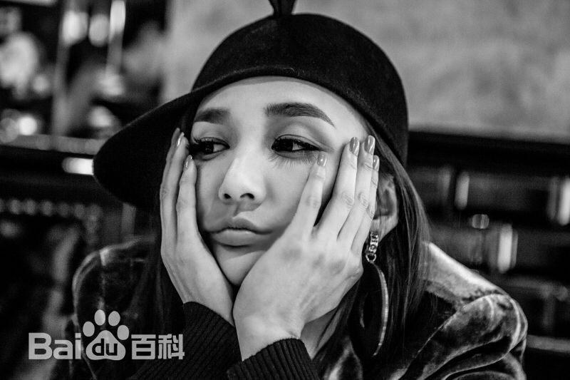 牛萌萌(Niu Mengmeng)最优质黑白相册