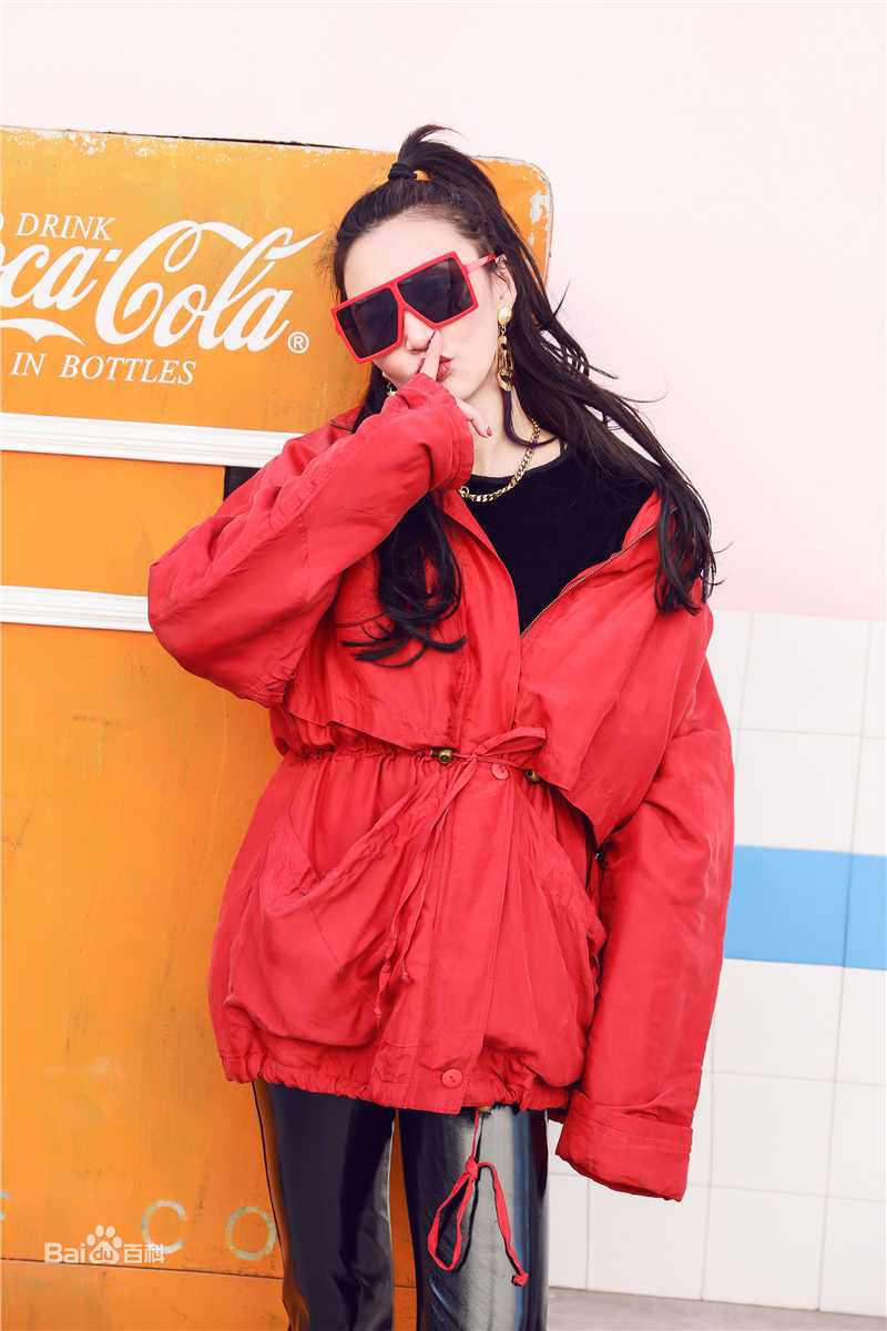 牛萌萌(Niu Mengmeng)高清时尚图集