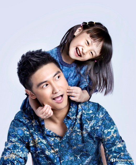 高清田亮在与田雨橙参加互动节目《爸爸去哪儿》中的图集