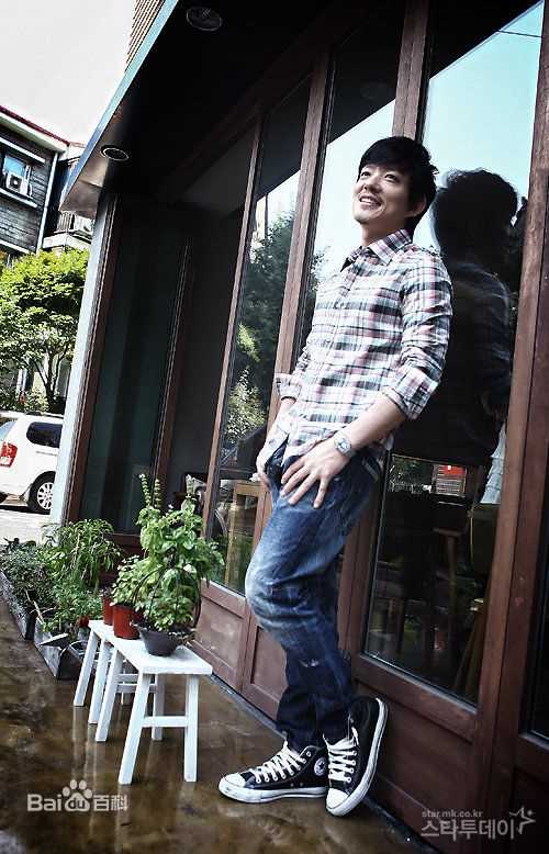 高清李凡秀(，Lee Bumsoo)性感图片