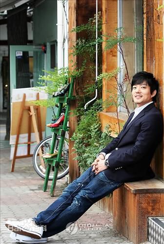 高清李凡秀(，Lee Bumsoo)性感图片