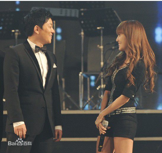 李凡秀(，Lee Bumsoo)获首尔文化艺术大奖图片图集