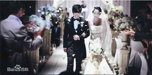 李凡秀(，Lee Bumsoo)婚礼壁纸壁纸