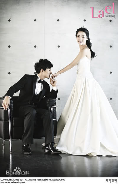 李凡秀(，Lee Bumsoo)婚礼壁纸壁纸