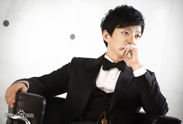 最新李凡秀(，Lee Bumsoo)壁纸