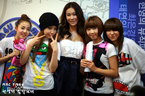 最新玄英()壁纸