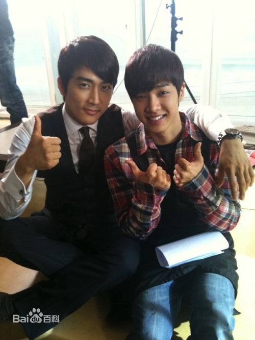 宋承宪(Song Seung Heon)社会生活前后照片