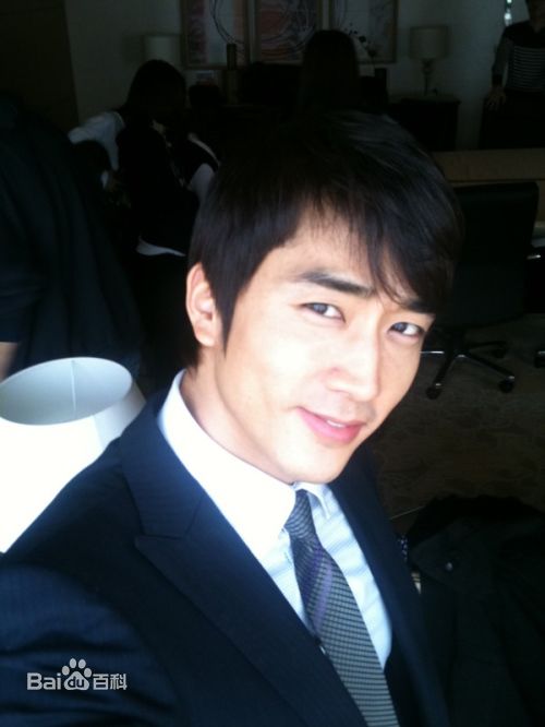 宋承宪(Song Seung Heon)社会生活前后照片