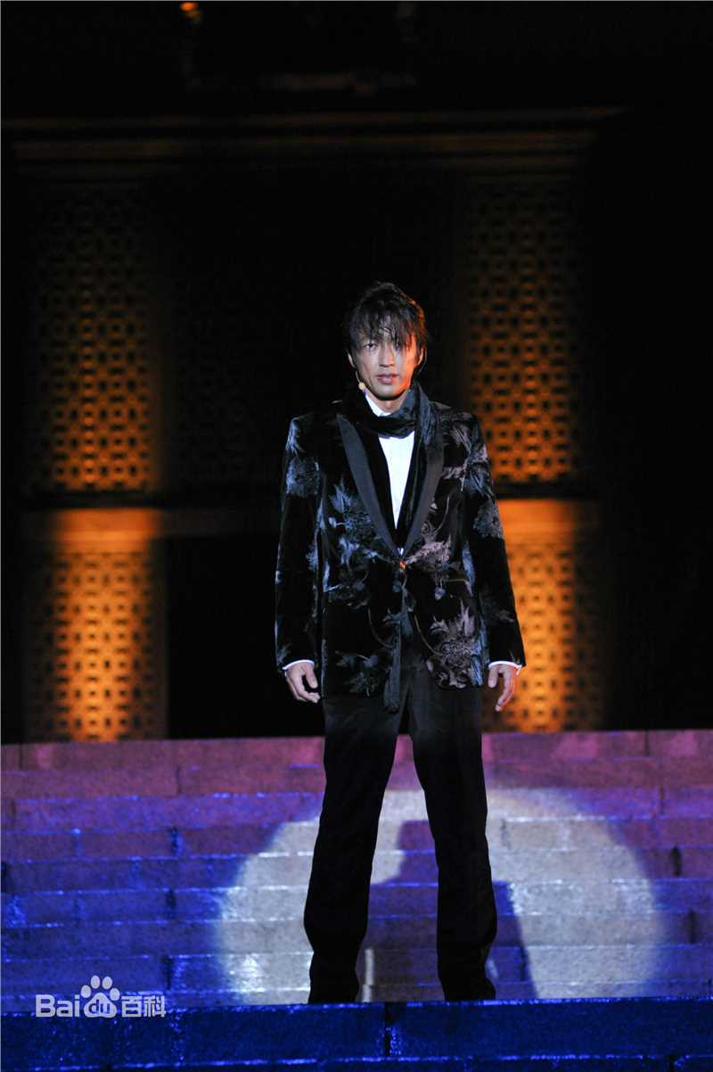 大泽隆夫(Osawa Takao)舞台剧宣传照性感图片图集