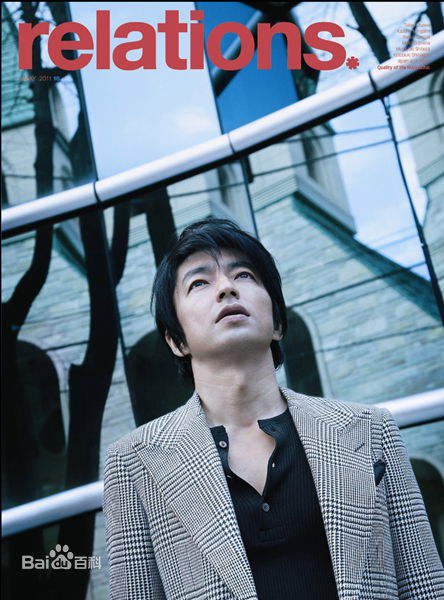 大泽隆夫(Osawa Takao)拍摄杂志封面