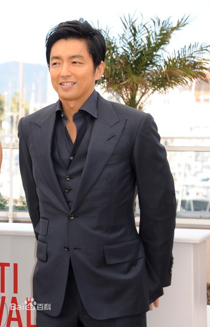 大泽隆夫(Osawa Takao)在戛纳国际电影节前后照片