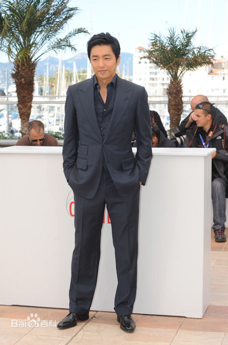 大泽隆夫(Osawa Takao)在戛纳国际电影节前后照片