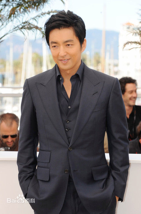 大泽隆夫(Osawa Takao)在戛纳国际电影节前后照片