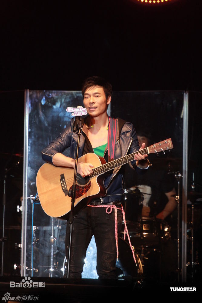 最新许志安(Andy Hui Chi on)精彩图册