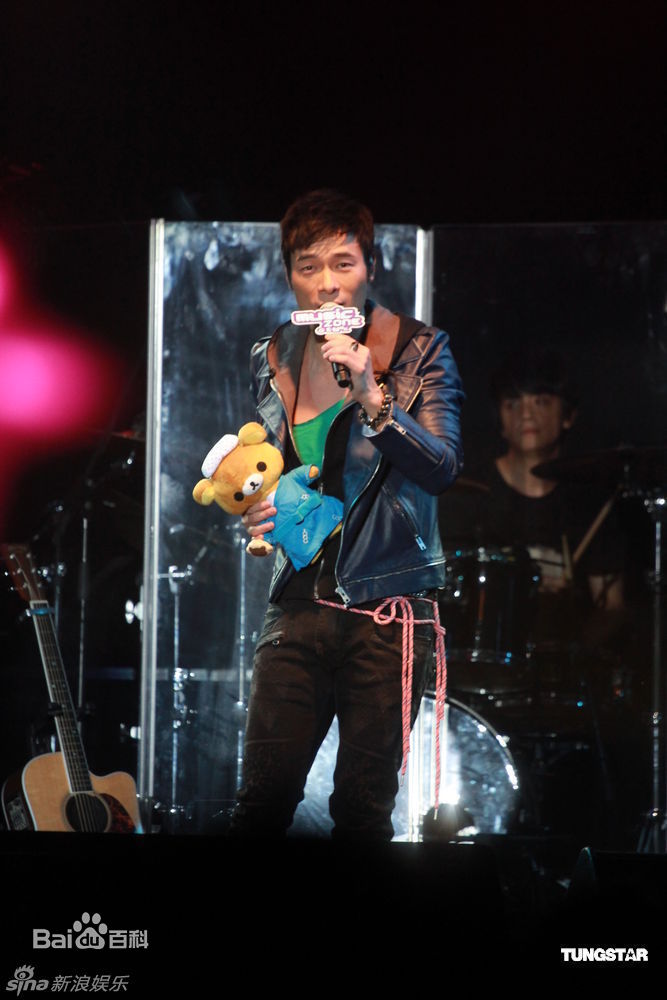 最新许志安(Andy Hui Chi on)精彩图册