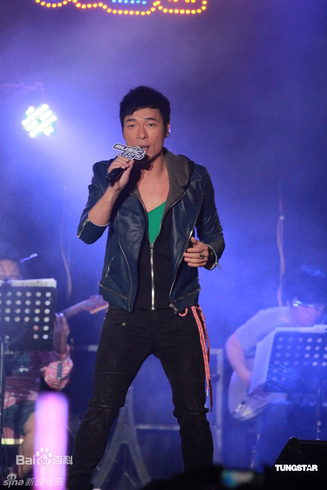 最新许志安(Andy Hui Chi on)精彩图册
