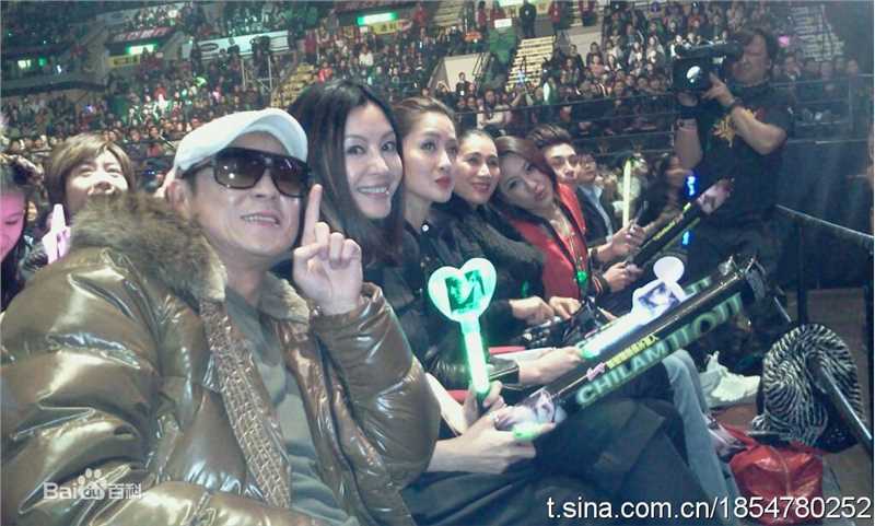 伍咏薇(Christine Ng)微博图片图册