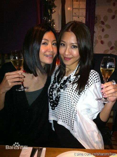 伍咏薇(Christine Ng)微博图片图册