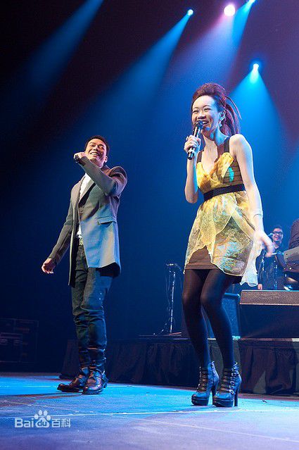 谢天华(Michael Tse)2010年1月31日加拿大之行生活照