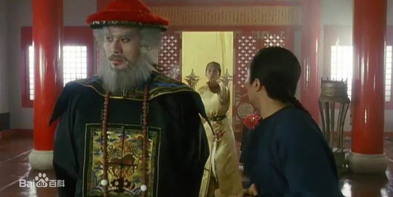 徐锦江版不同鳌拜形象生活照