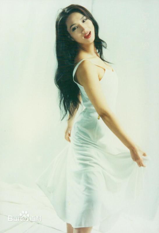 李莉莉(Li Lili)生活照