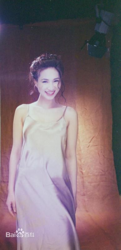 李莉莉(Li Lili)生活照