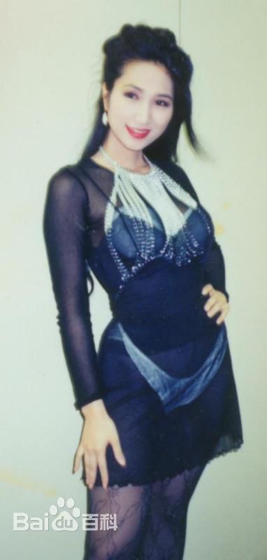 李莉莉(Li Lili)生活照