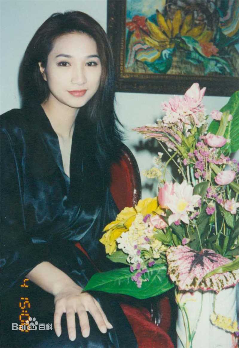 李莉莉(Li Lili)生活照