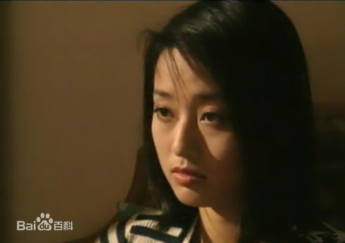 马伊琍(Ma Yili)大学期间的旧照壁纸壁纸