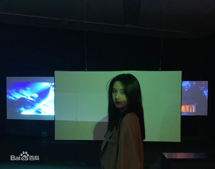 宋祖儿(lareina)生活照图册