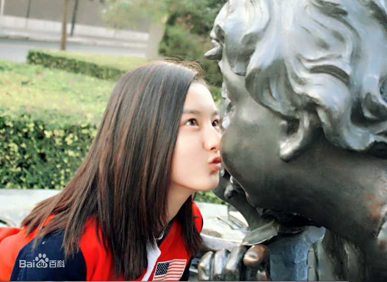 宋祖儿(lareina)生活照图册