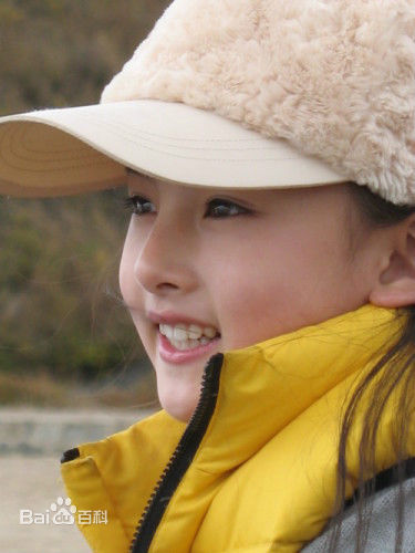 宋祖儿(lareina)生活照图册