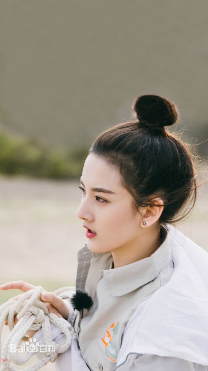 最新宋祖儿(lareina)在《花儿与少年第三季》中的壁纸