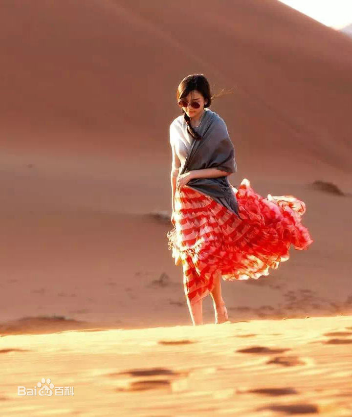 最新宋祖儿(lareina)在《花儿与少年第三季》中的壁纸