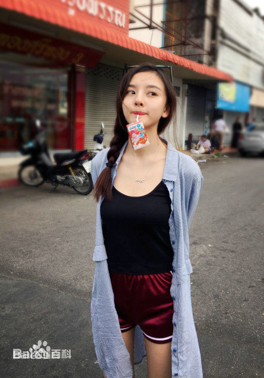 最优质宋祖儿(lareina)在《舌害》翟一桃中的相册