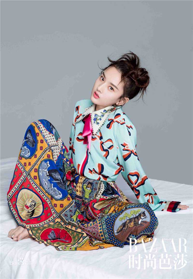 宋祖儿(lareina)在《时尚芭莎》中的