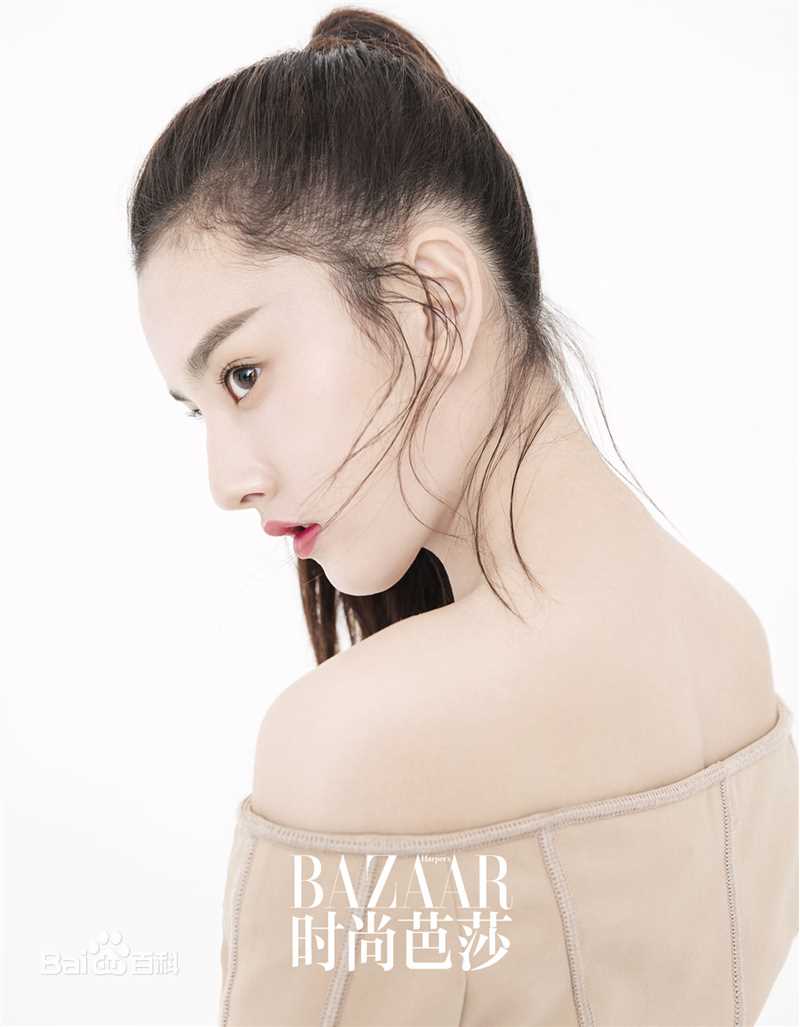 宋祖儿(lareina)在《时尚芭莎》中的