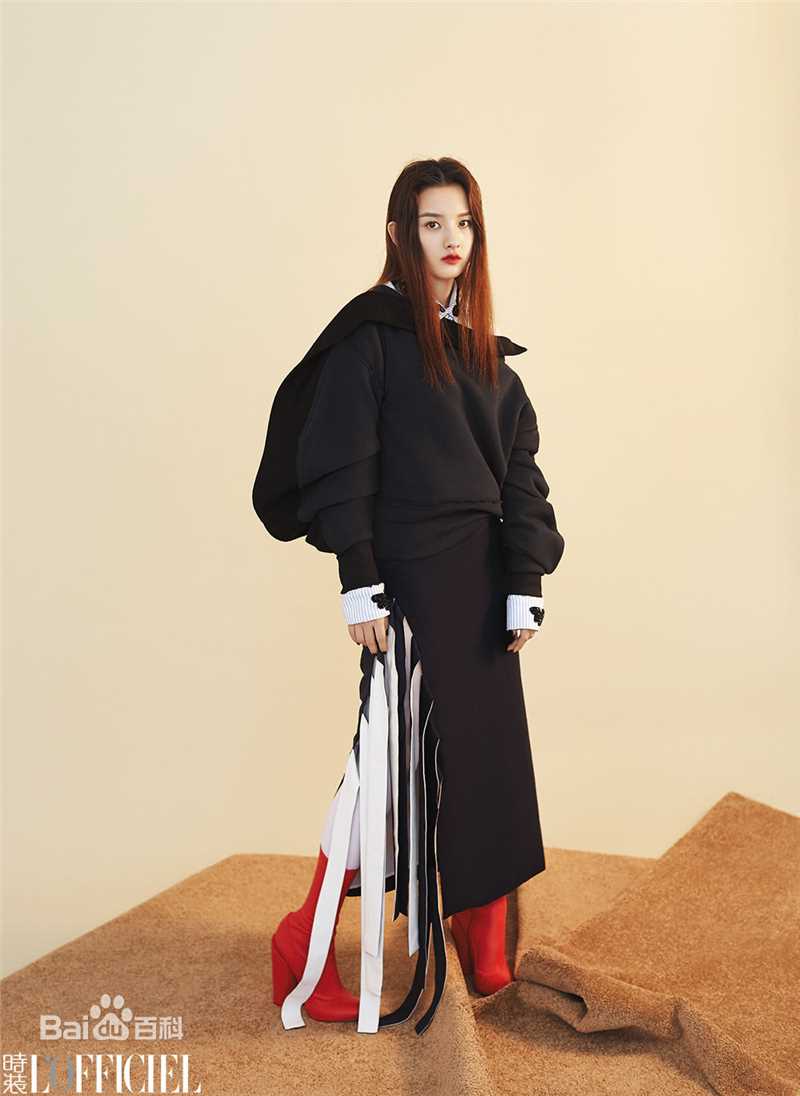 最新宋祖儿(lareina)在《时装L`OFFICIEL》中的壁纸