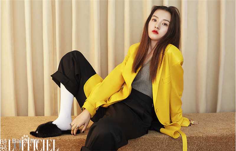 最新宋祖儿(lareina)在《时装L`OFFICIEL》中的壁纸