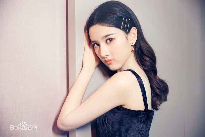 宋祖儿(lareina)2018嘉人盛典 Style China生活照相册