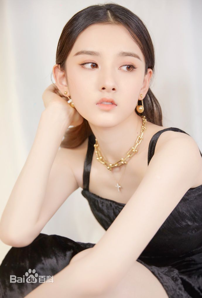 宋祖儿(lareina)2018嘉人盛典 Style China生活照相册