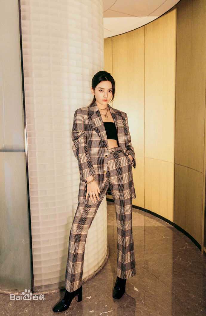 宋祖儿(lareina)第十五届MAHB年度先生盛典壁纸壁纸