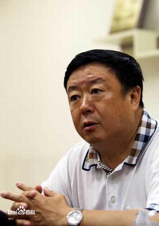 最优质尤小刚素颜照