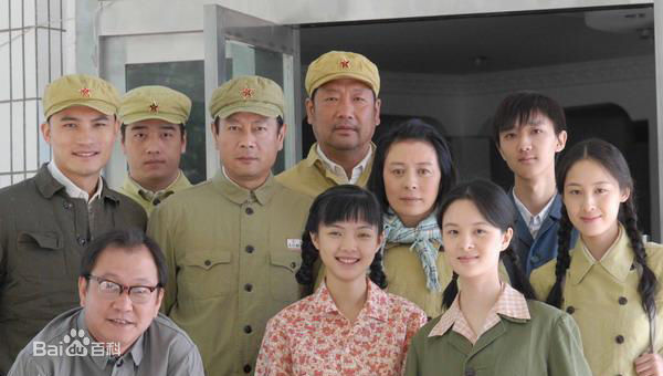 沈好放戈壁母亲素颜照壁纸