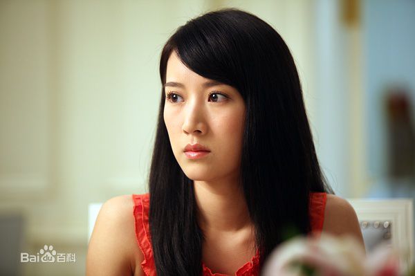 沈好放夏妍的秋天素颜照壁纸