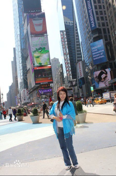 张竹生活照图册