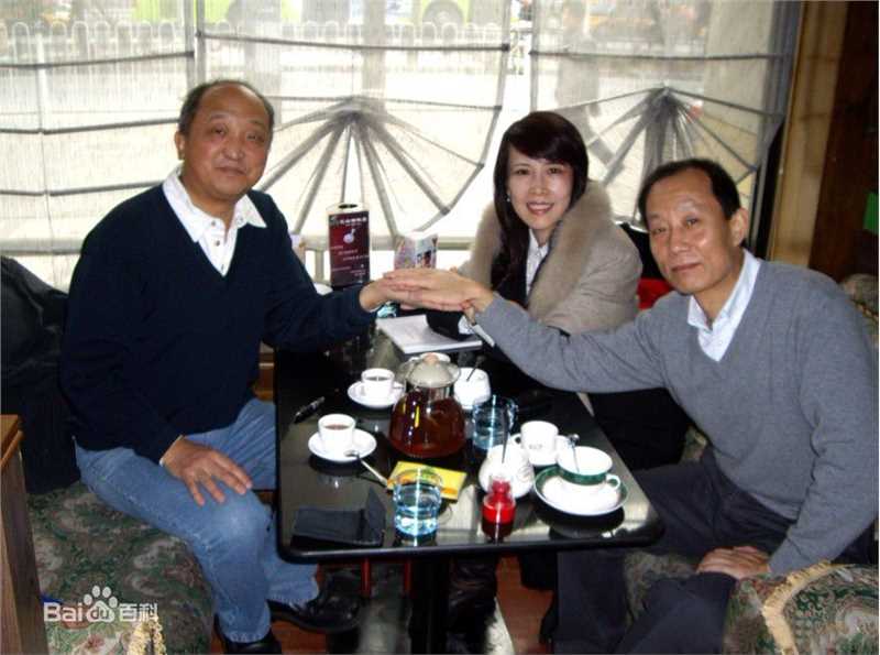 张竹工作照壁纸壁纸